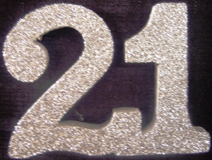 21st-poly-10cm-glitter-silver
